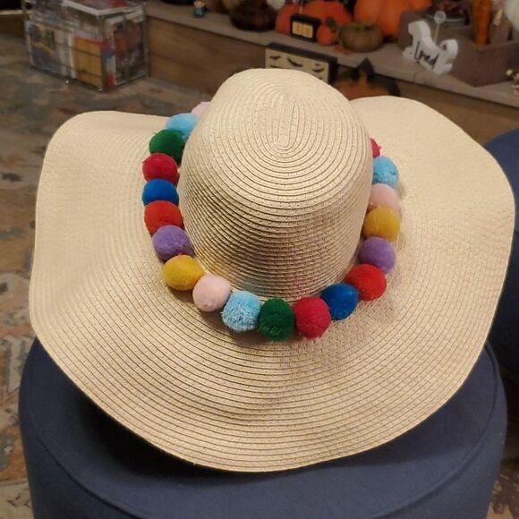 Forever 21 Raffia Sun Hat Paper Vacation Beach Color Puff Balls Wide Brim S / M - Picture 3 of 6